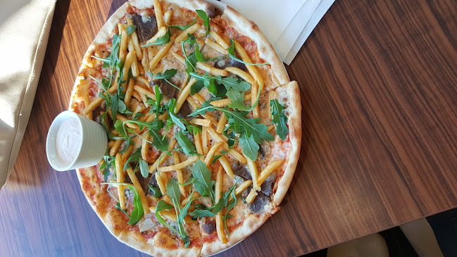 Pizzahuset i Skultorp - Gastronomi och hotellverksamhet