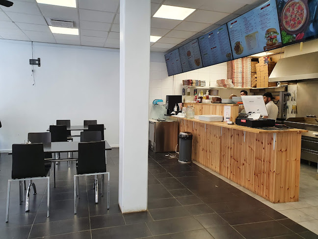 Comments and reviews of Nyköpings Pizza Center-Pizza, grill, pasta, hamburgare och sallad