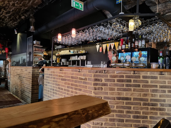 FF:s Bar Och Ett Litet Kök