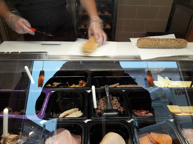 Subway - Gastronomi och hotellverksamhet
