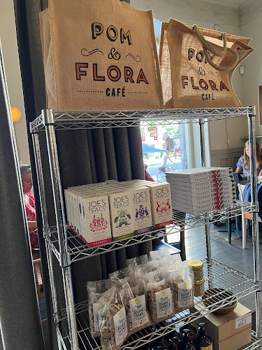 Cafè Pom & Flora Vasastan - Gastronomi och hotellverksamhet