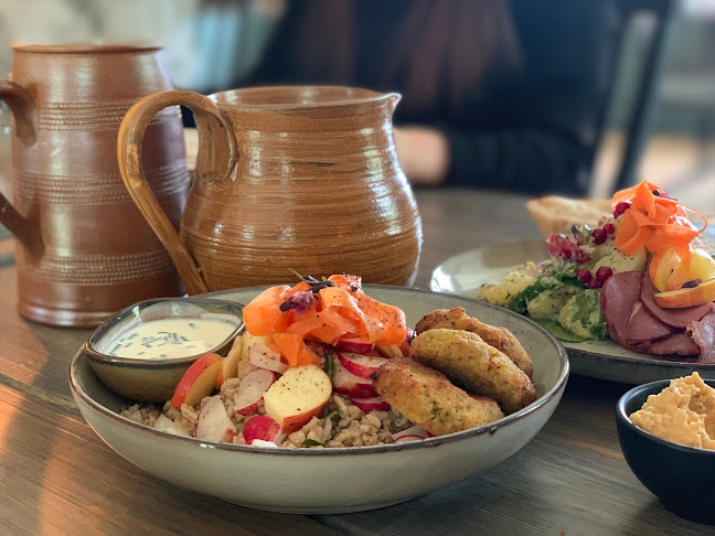 Traktköket Phone number