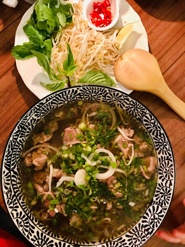 Opinii despre Restaurang Springrolls în Stockholm - Gastronomi och hotellverksamhet