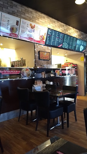 Pizzeria Rhodos - Gastronomi och hotellverksamhet