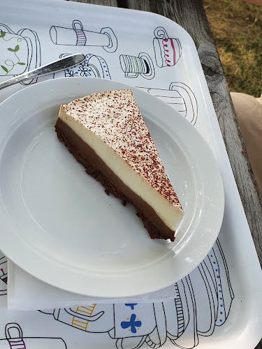 Lindelöv Gräfsnäs slottscafé - Gastronomi och hotellverksamhet