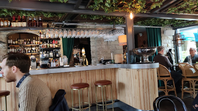 Brasserie Lavette - Gastronomi och hotellverksamhet