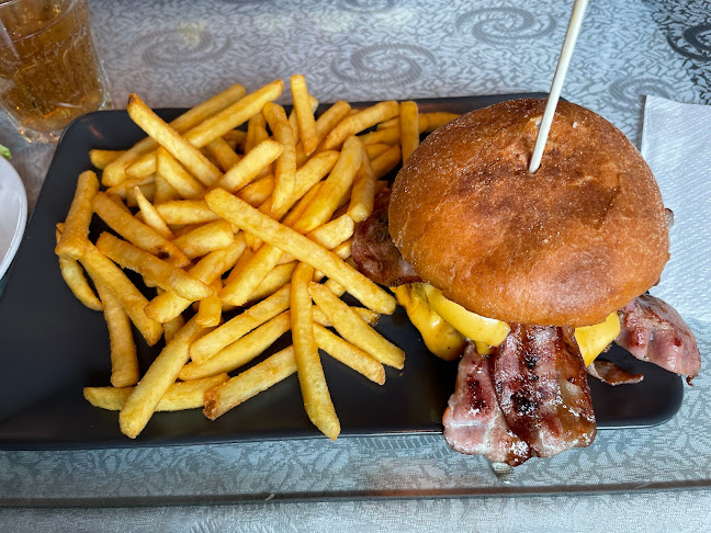 Stekhuset i Sala - Gastronomi och hotellverksamhet