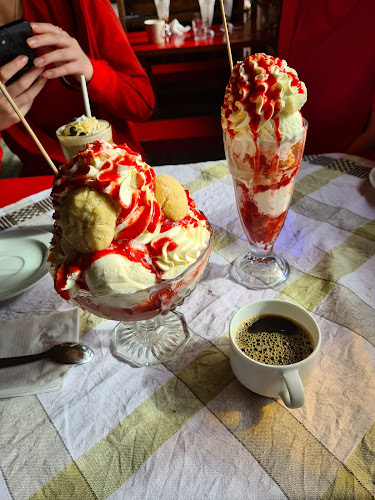 Glass Å Parken - Nälden
