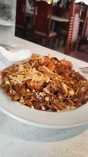 Namfon thairestaurang AB - Gastronomi och hotellverksamhet