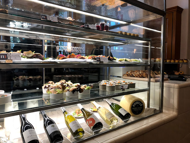 Södra Blasieholmshamnen 2A, 111 48 Stockholm