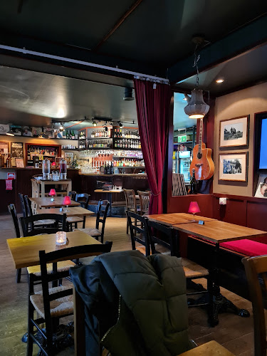 Cornelis Matsal - Gastronomi och hotellverksamhet