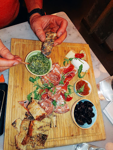 La Nonna - Gastronomi och hotellverksamhet