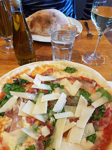 Comentarii opinii despre V.E.S.P.A Gustav Adolfs torg