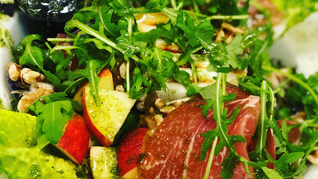 Reviews of Hallsta Restaurang & Sportbar in Hallstahammar - Gastronomi och hotellverksamhet