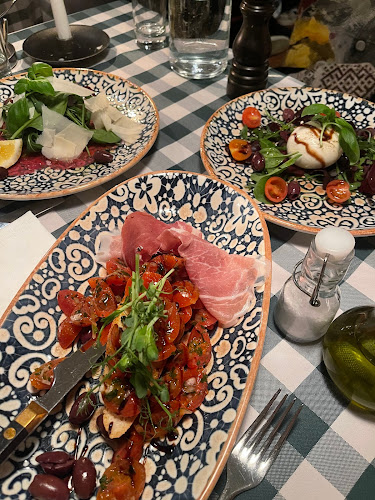 Comentarii opinii despre Capridue's Bakficka