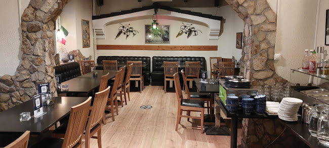 Bella Lanterna - Gastronomi och hotellverksamhet