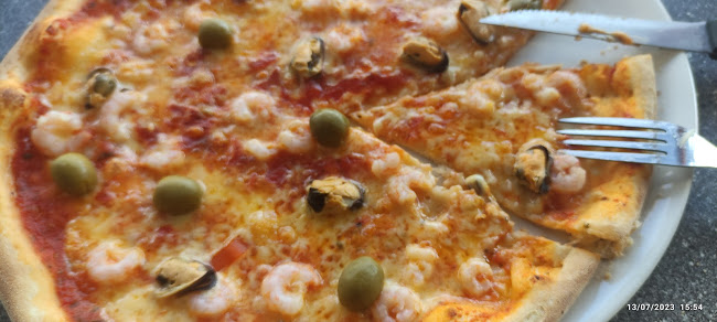 Pizzeria Papegoja - Gastronomi och hotellverksamhet