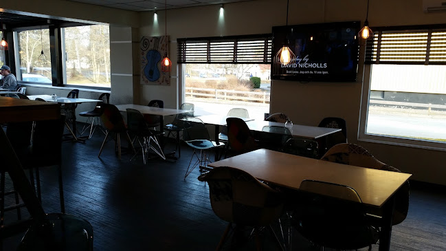 Hasses Gatukök Phone number