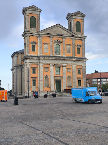 Nivå Bar & Stekhus - Gastronomi och hotellverksamhet