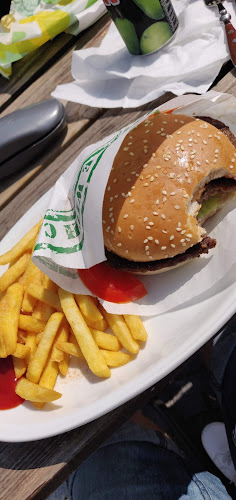 Maggans Gatukök & Pizzeria - Gastronomi och hotellverksamhet