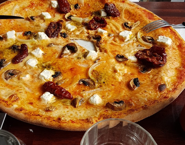 Comments and reviews of Pizzeria Mälaren