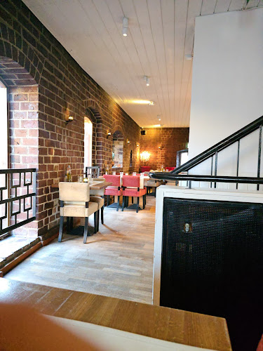 Restaurang Stäket & Valvino - Gastronomi och hotellverksamhet