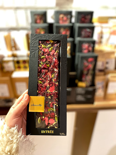 Cassise - Gastronomi och hotellverksamhet