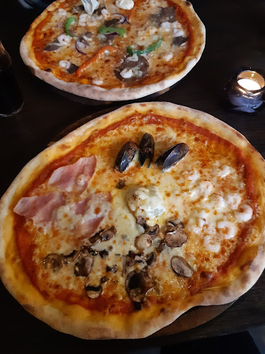 Restaurang Pappa Ninmari Katrineholm Open Times