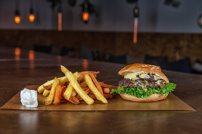 Reviews of Grit Kitchen (Fd.Street Friends) in Karlstad - Gastronomi och hotellverksamhet