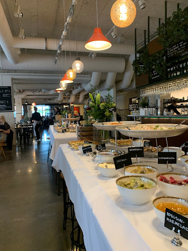 Madame Brasserie & Café