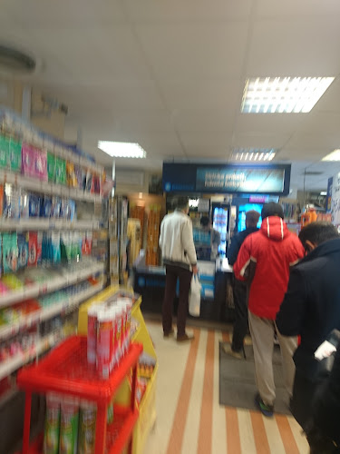 Axel Thai - Gastronomi och hotellverksamhet