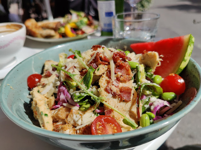 Opinii despre Gildas Rum în Stockholm - Gastronomi och hotellverksamhet