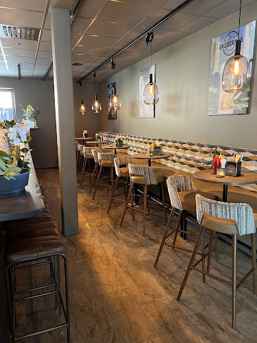 Comentarii opinii despre Brödernas