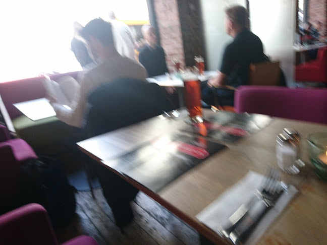 Comments and reviews of Broderstugan