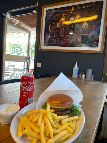 Opinii despre Pizzeria Etna în Uppsala - Gastronomi och hotellverksamhet