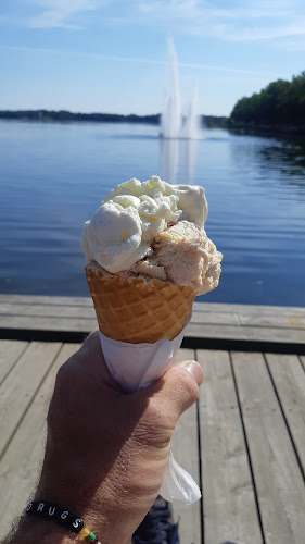 Opinii despre Café Fontaine în Växjö - Gastronomi och hotellverksamhet