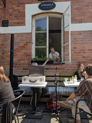 Atmajala Cafe, SUP och Yoga - Norrtälje