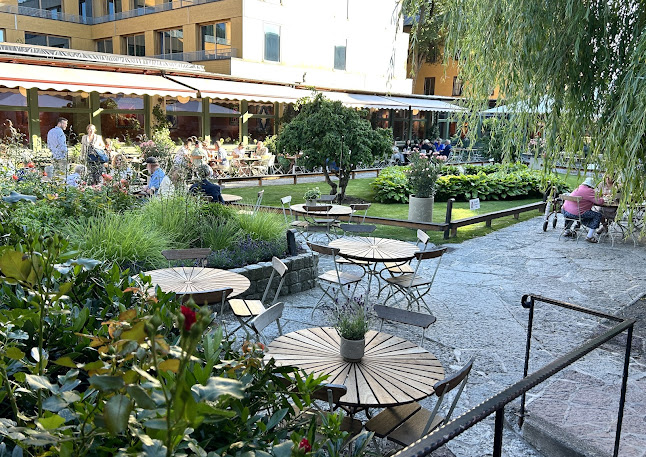 Blå Porten - Restaurang & Café Phone number