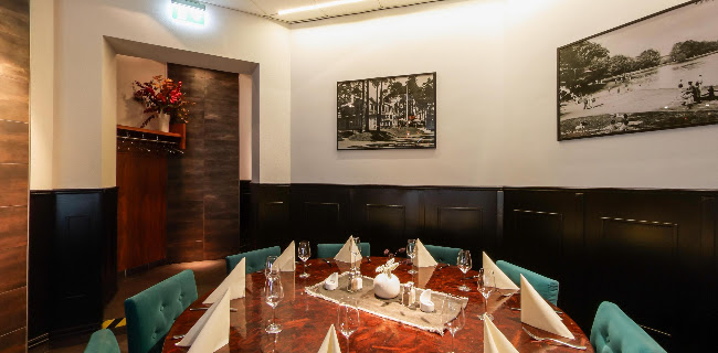 Comentarii opinii despre Black and White