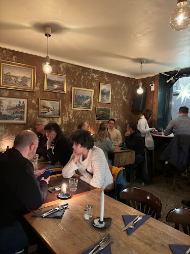 Crêperie Fyra Knop - Gastronomi och hotellverksamhet