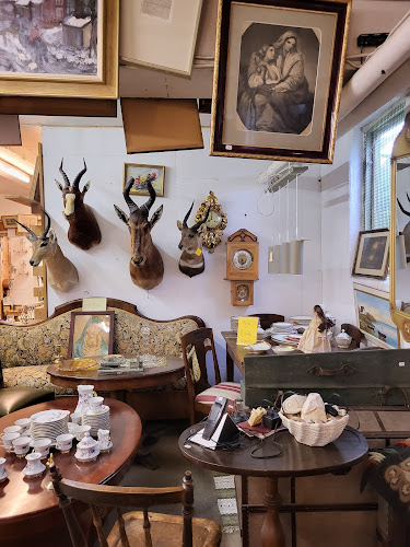 Loppis I Skruv - Gastronomi och hotellverksamhet