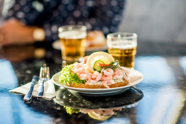 Opinii despre Ullas Kondis Västerslätt în Umeå - Gastronomi och hotellverksamhet