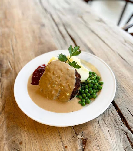Lingonfabriken - Gastronomi och hotellverksamhet