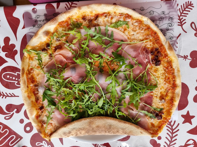 Comentarii opinii despre Lilla Bas Pizzeria