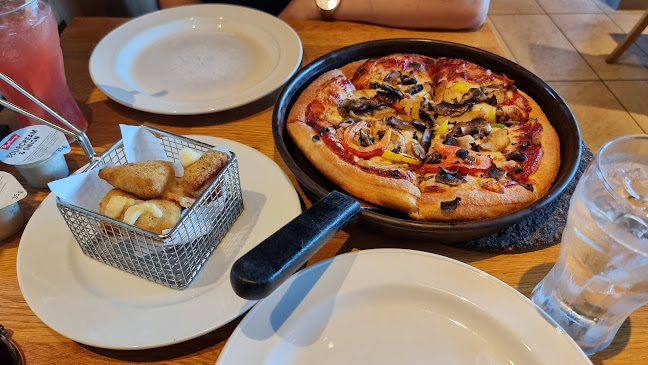 Reviews of Pizza Hut Karlstad in Karlstad - Gastronomi och hotellverksamhet