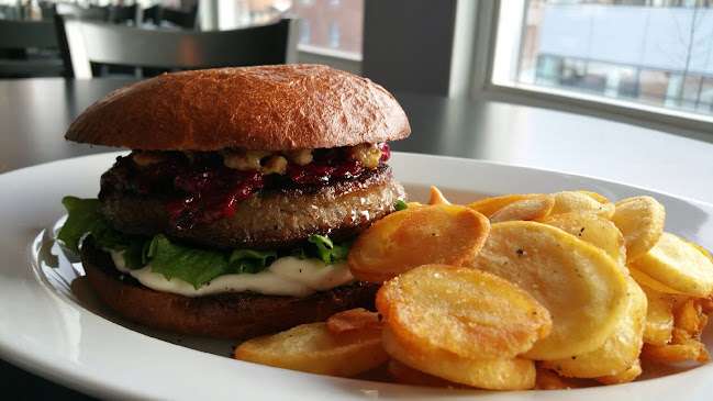 Comentarii opinii despre Harriets