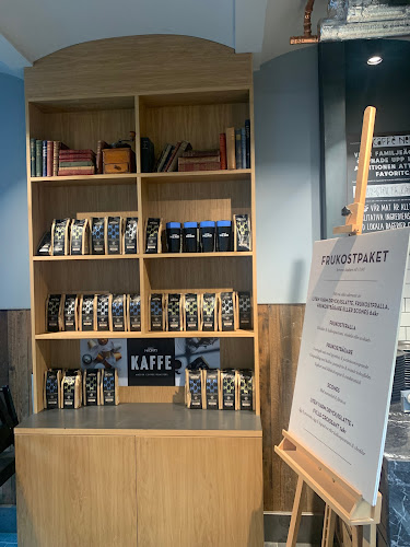 Caff Nero - Gastronomi och hotellverksamhet