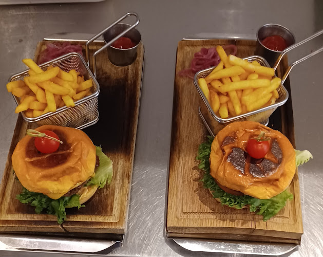 Smash Corneer Sundbyberg