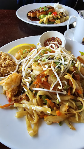 Asian House Restaurang Open Times