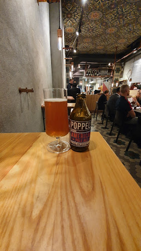 Meat On A Stick - M.O.A.S - Gastronomi och hotellverksamhet